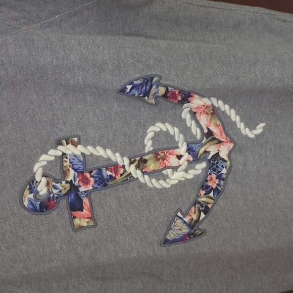 J.Crew Short Sleeve Gray Anchor Sweatshirt Size Medium - Picture 2 of 4